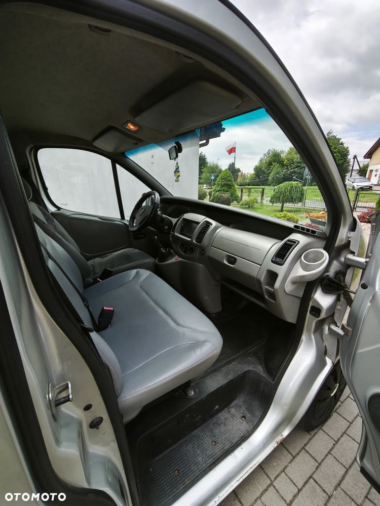 Opel Vivaro - 28