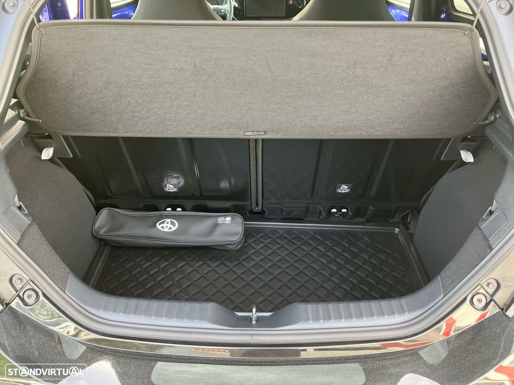 Toyota Aygo X 1.0 Pulse - 10