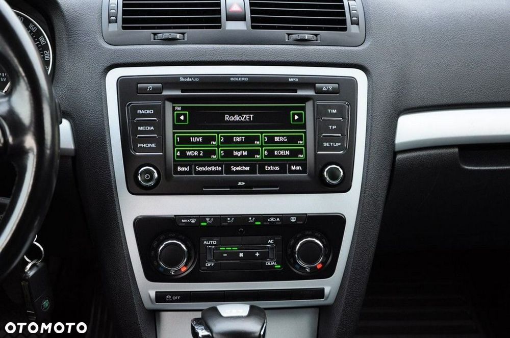 Skoda Octavia 1.6 TDI DPF DSG Elegance - 33