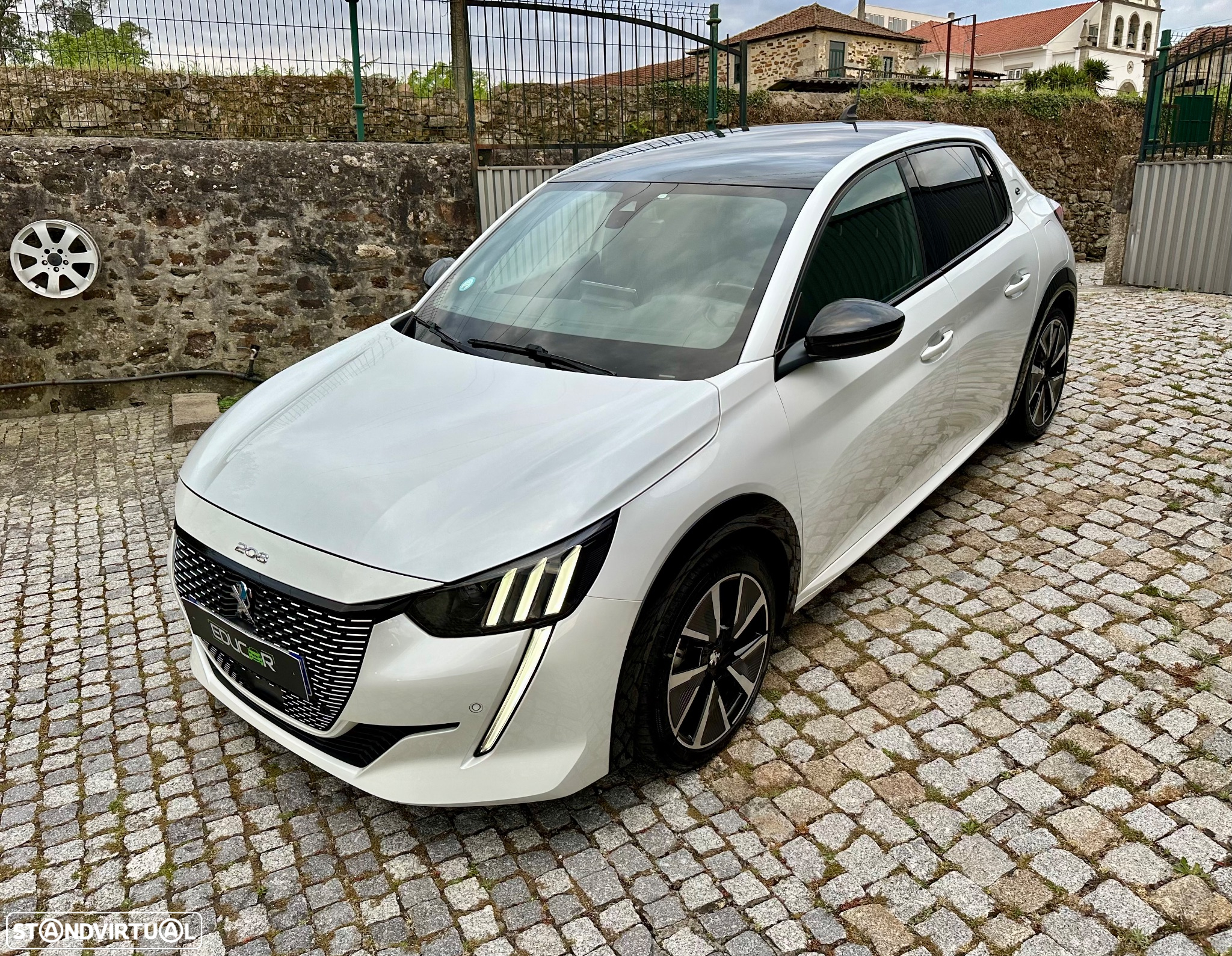 Peugeot e-208 50 kWh GT Line - 12