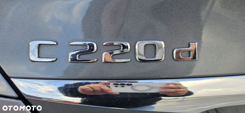Mercedes-Benz Klasa C 220 d 9G-TRONIC - 9