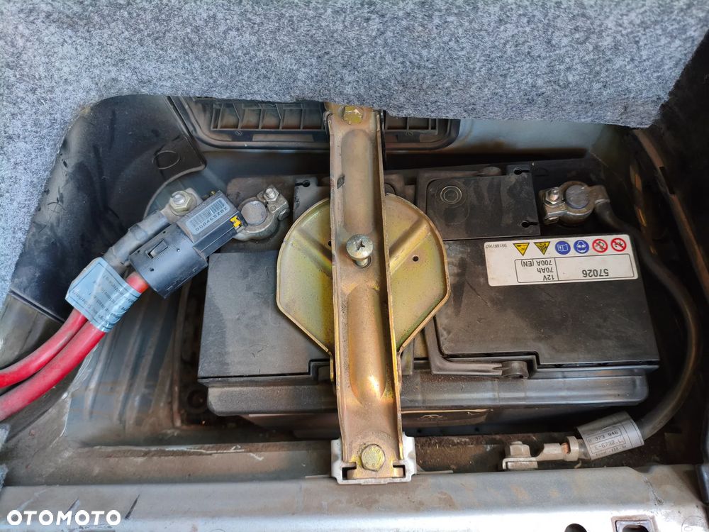 BMW Seria 3 - 26