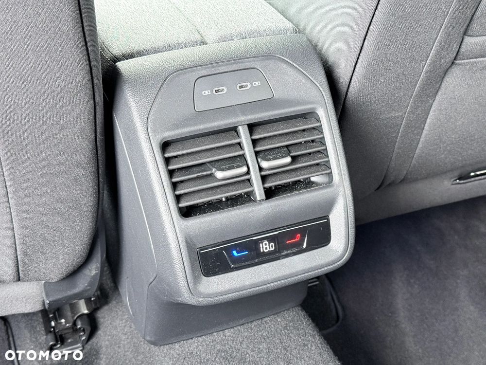 Skoda Superb 2.0 TDI SCR 4x4 Selection DSG - 30