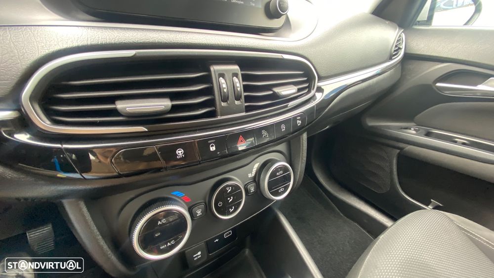 Fiat Tipo 1.3 M-Jet Lounge - 46