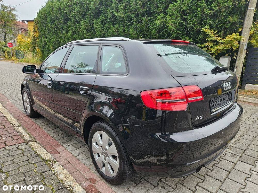 Audi A3 Sportback - 6