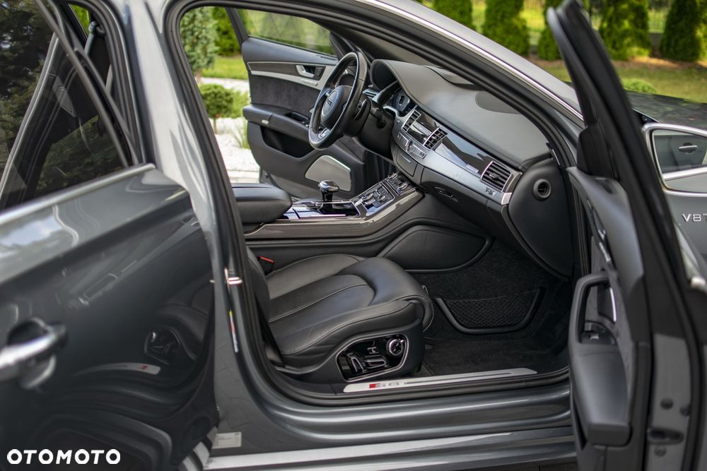 Audi S8 4.0 TFSI Quattro - 29