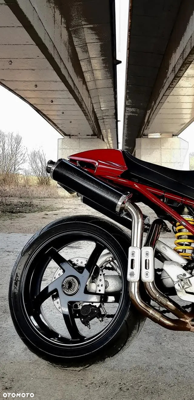 Ducati Monster - 18
