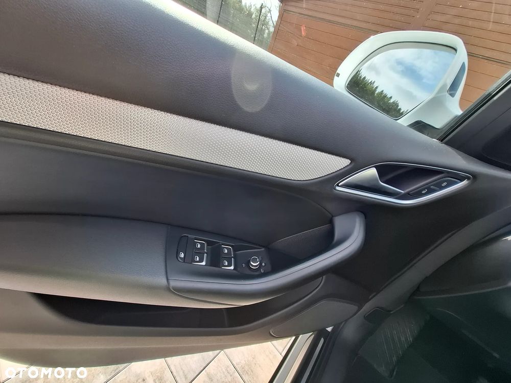 Audi Q3 2.0 TDI Quattro S tronic - 25