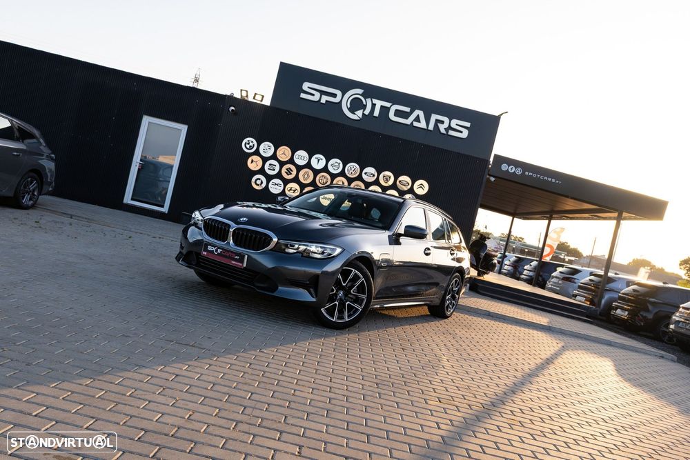 BMW 320 e Auto - 1