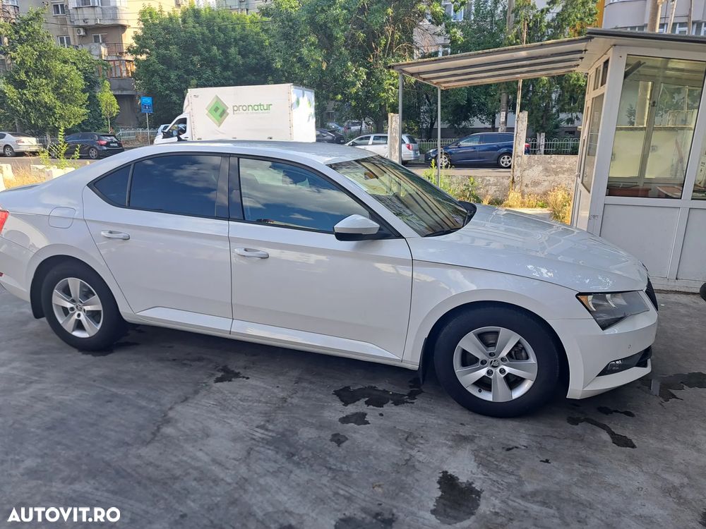 Skoda Superb 1.4 TSI ACT Ambition - 10