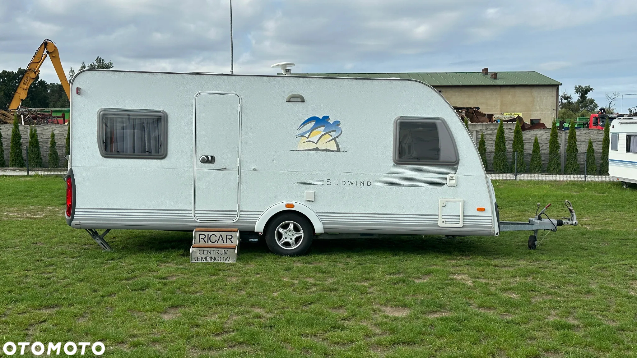 KNAUS 500 SUDWIND z przedsionkiem Isabella i napędem Enduro. - 2