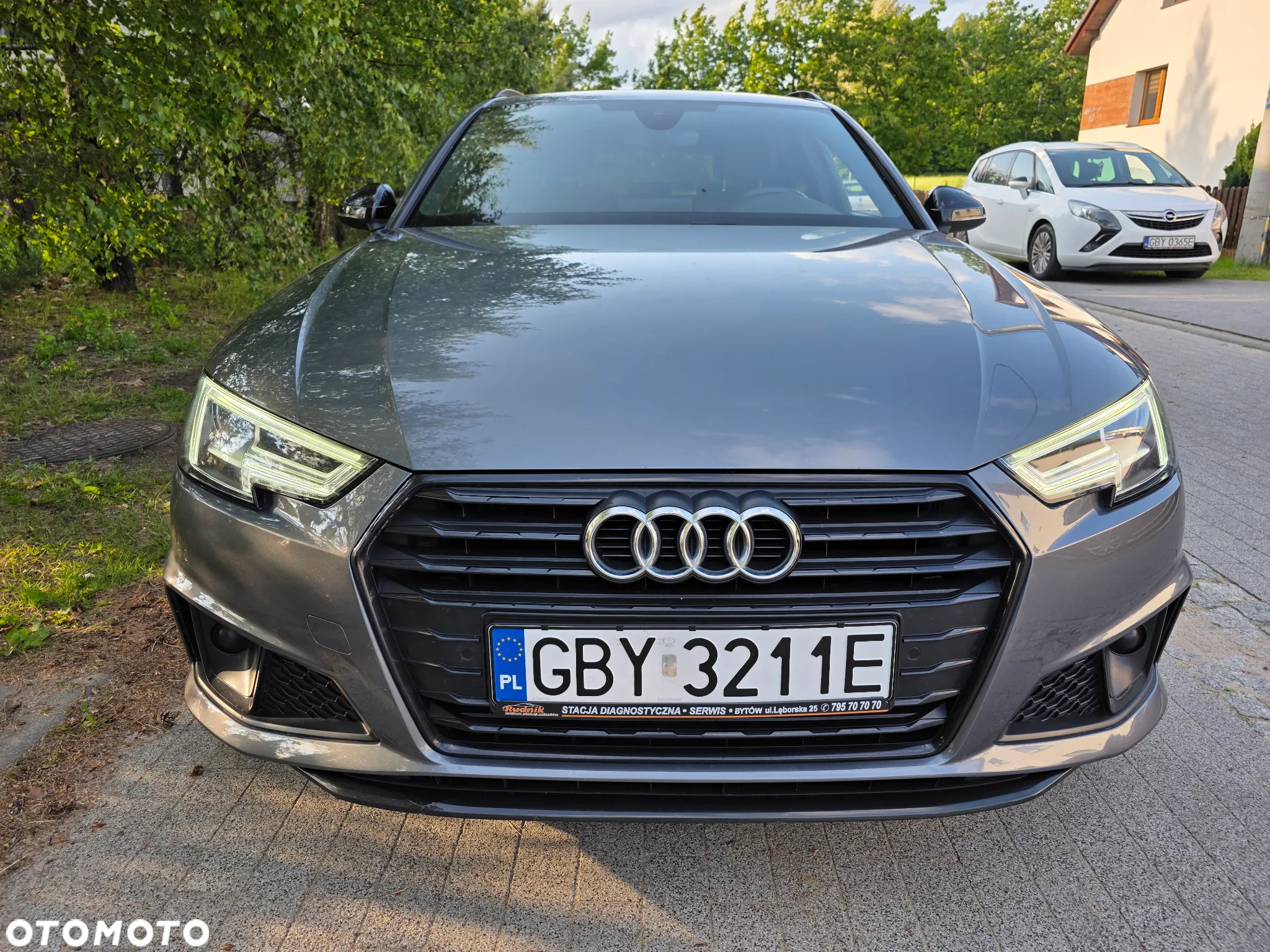 Audi A4 Avant 2.0 TDI ultra S tronic design - 2