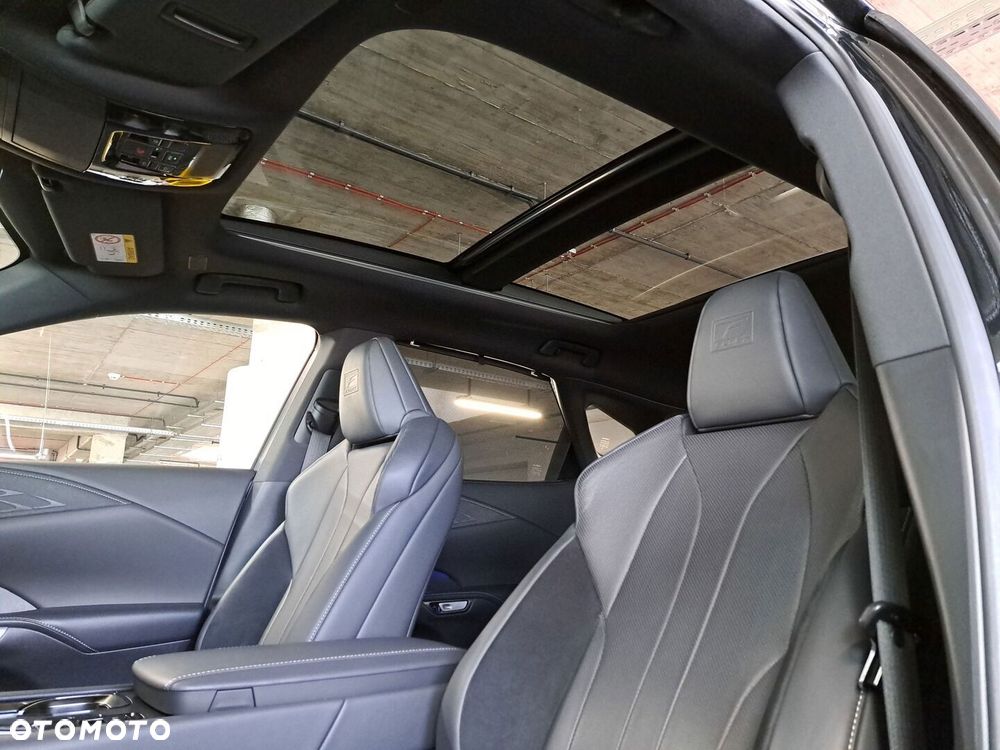 Lexus RX - 32