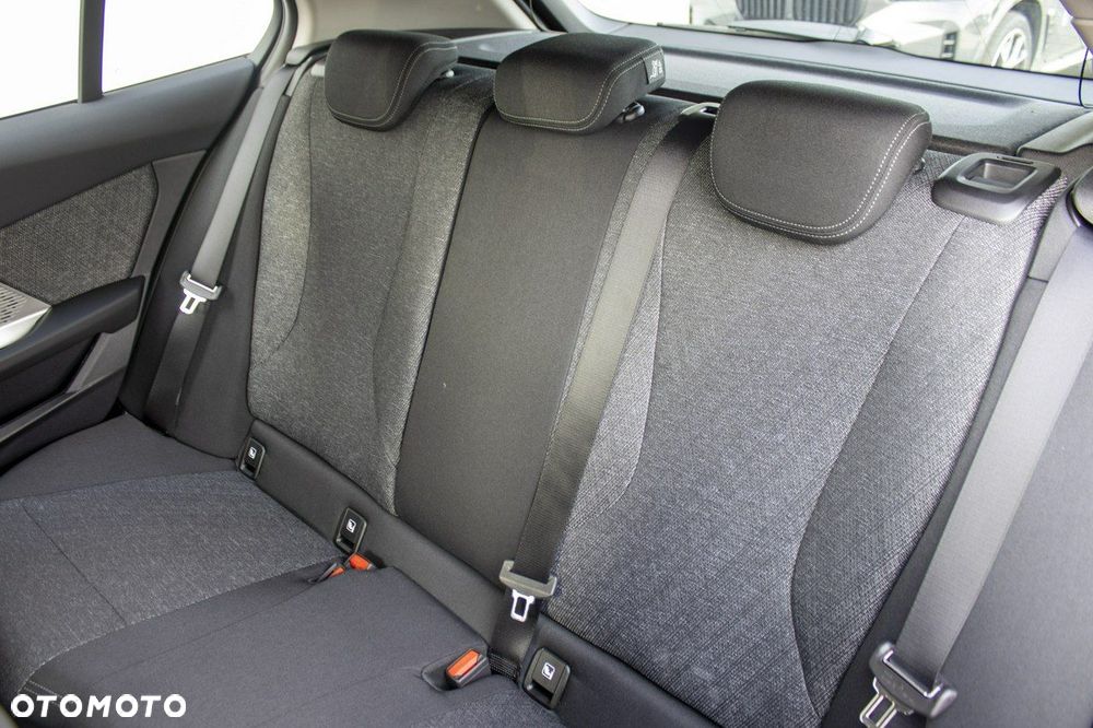 BMW Seria 1 - 20