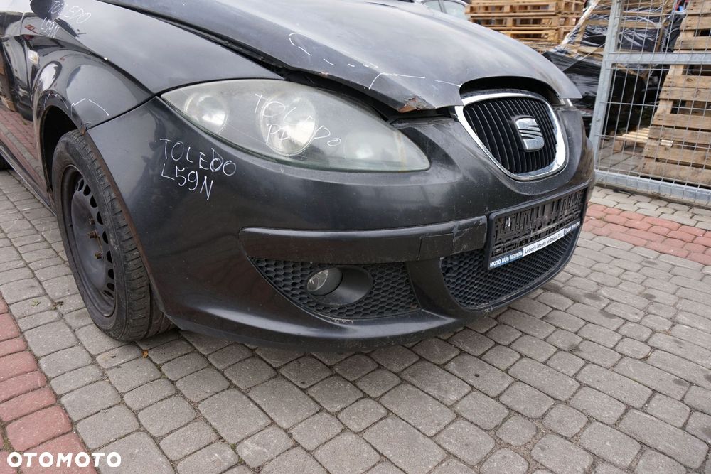 ZDERZAK PRZEDNI TOLEDO III 5P LS9N 5P0807217M  CZARNY SEAT 2004-2009 - 2