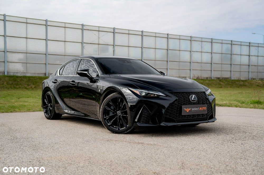 Lexus IS - 4