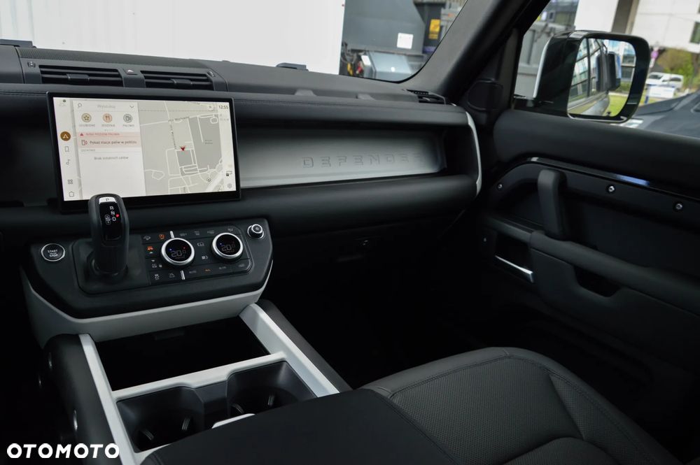 Land Rover Defender 3.0 D250 mHEV - 20