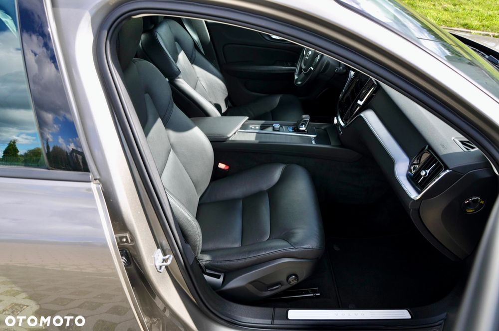 Volvo V60 B3 B Geartronic Momentum - 10