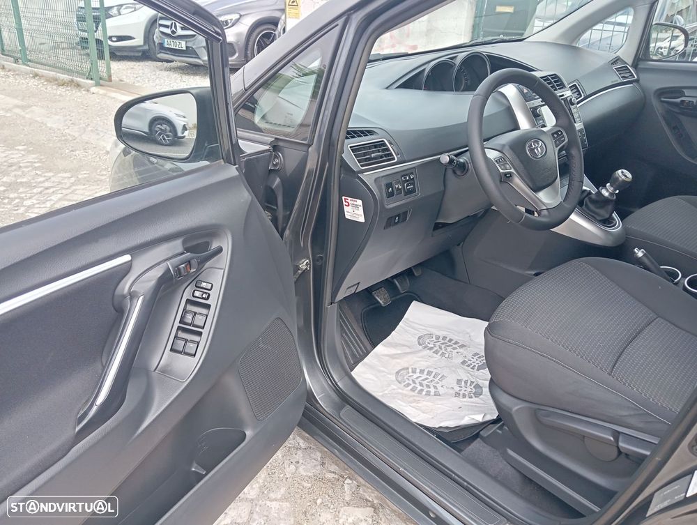 Toyota Verso 1.6 D-4D Comfort+GPS - 6