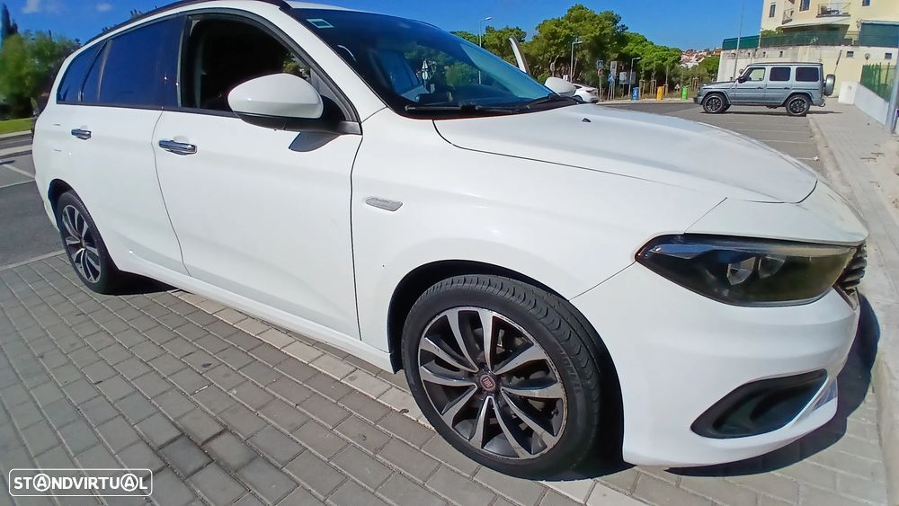 Fiat Tipo Station Wagon 1.3 M-Jet Lounge - 13