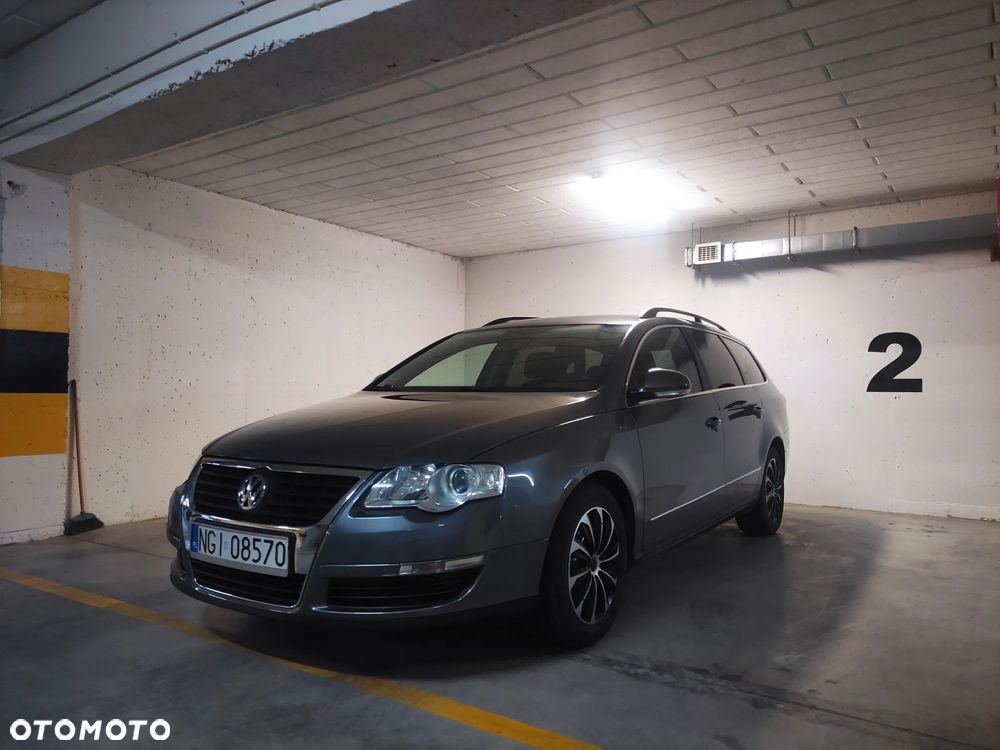 Volkswagen Passat 2.0 TDI Comfortline - 1