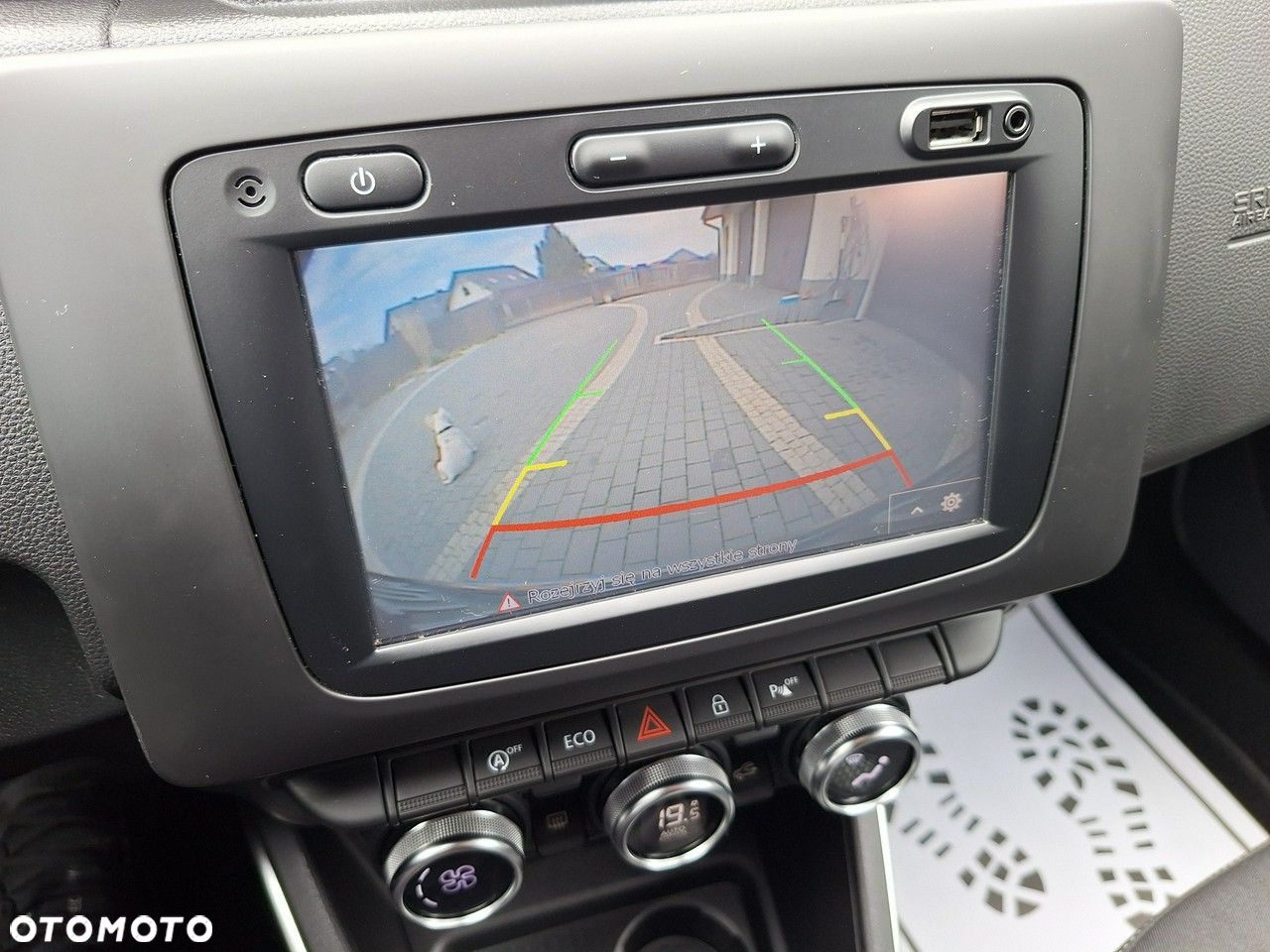 Dacia Duster 1.6 SCe Prestige - 13