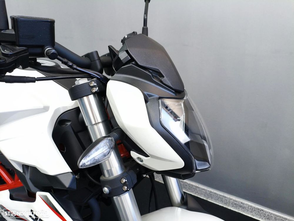 Benelli BN - 9