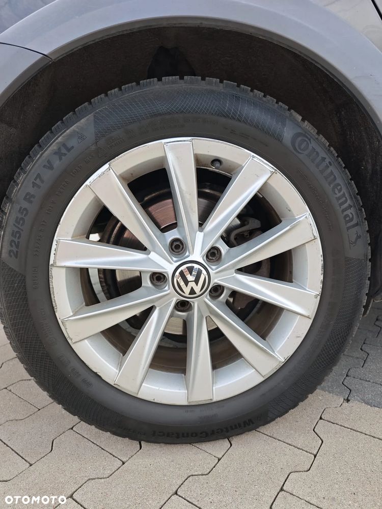 Volkswagen Passat 2.0 TDI Comfortline DSG - 26
