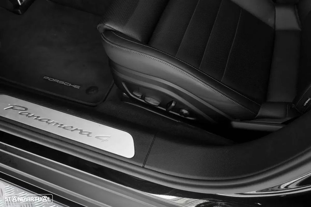 Porsche Panamera 4 E-Hybrid - 19