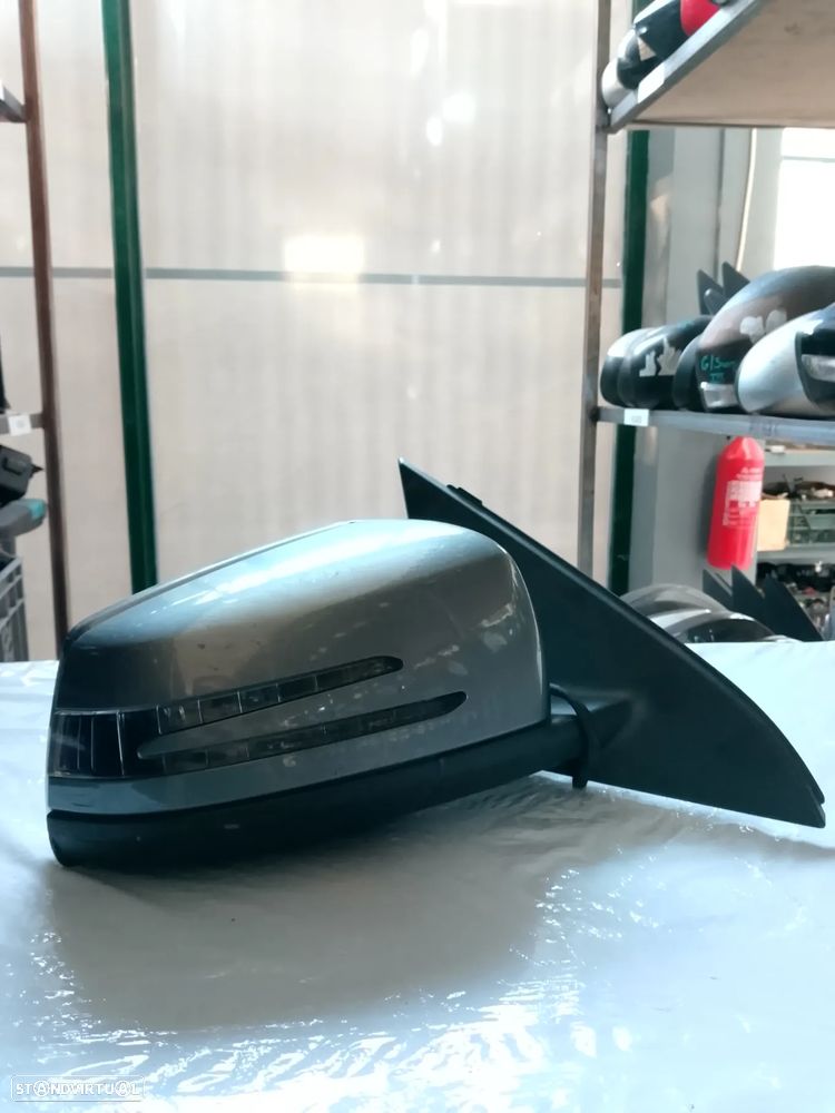 RETROVISOR DIREITO MERCEDES W176 - 2