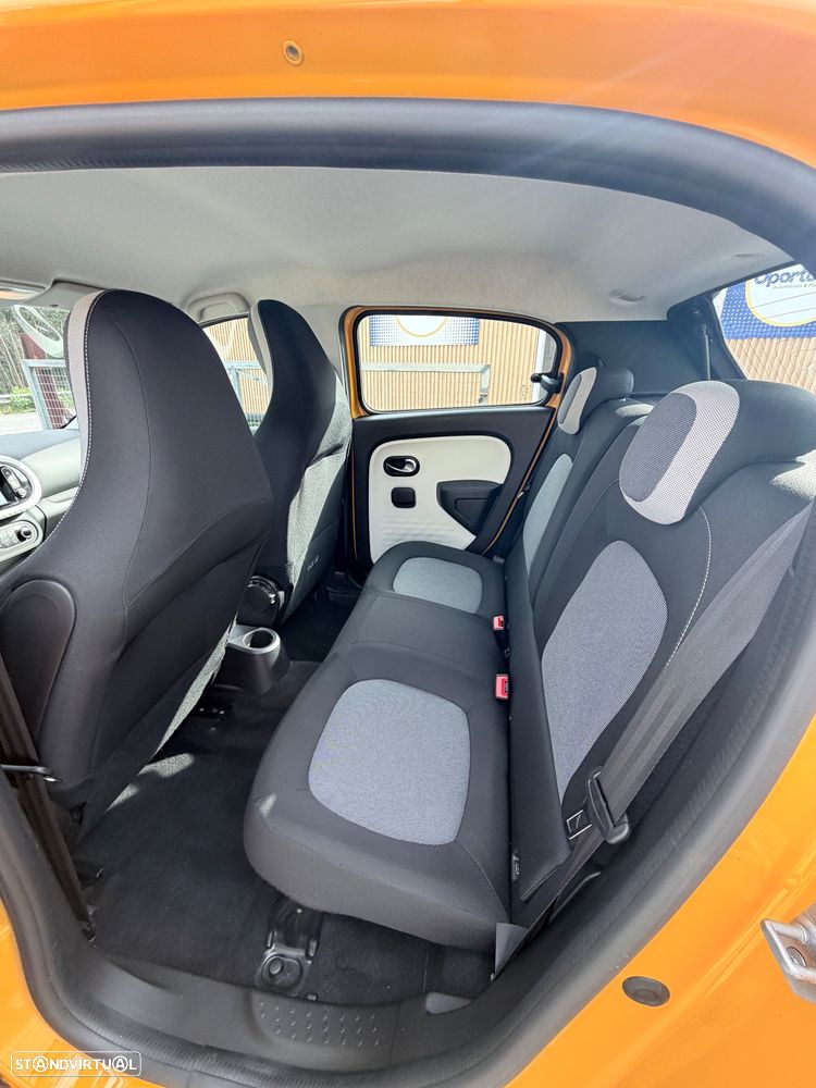 Renault Twingo E-Tech. 22 Urban Night - 16