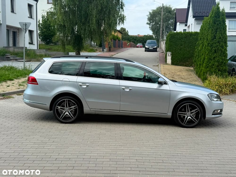 Volkswagen Passat - 35