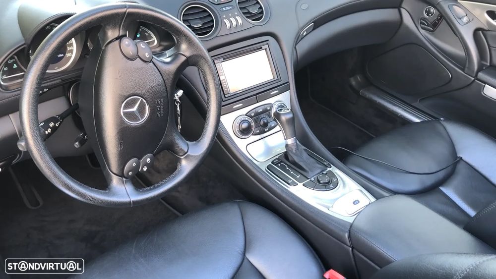 Mercedes-Benz SL 350 Standard - 22