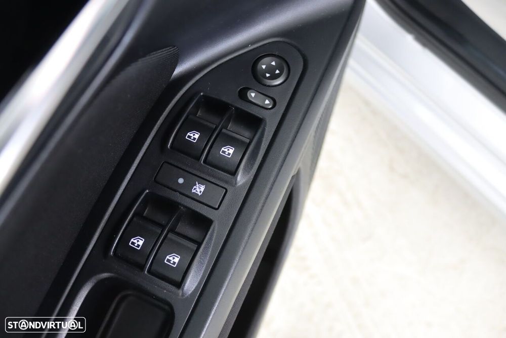 Fiat Tipo Station Wagon 1.0 GSE T3 City Life - 16