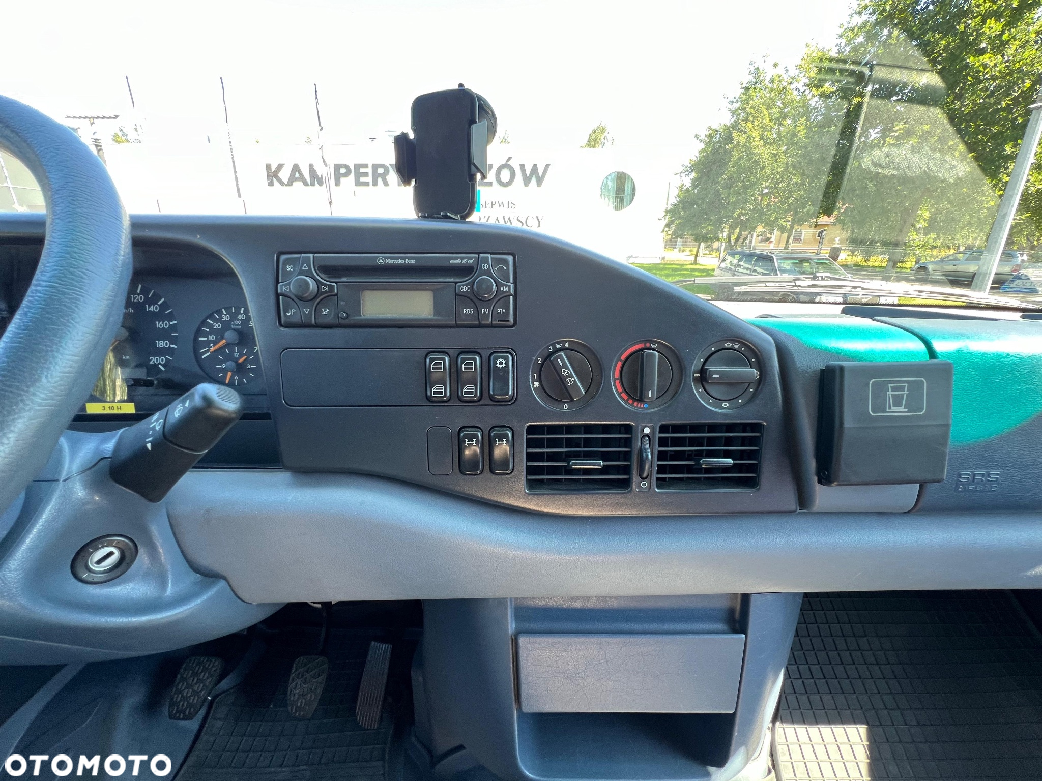 Mercedes-Benz sprinter 4x4 James Cook - 9