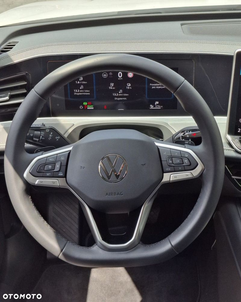 Volkswagen Passat - 29