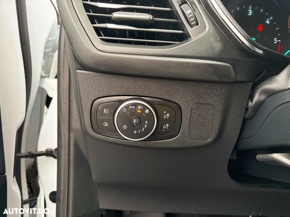 Ford Focus 1.5 EcoBlue Titanium X - 24