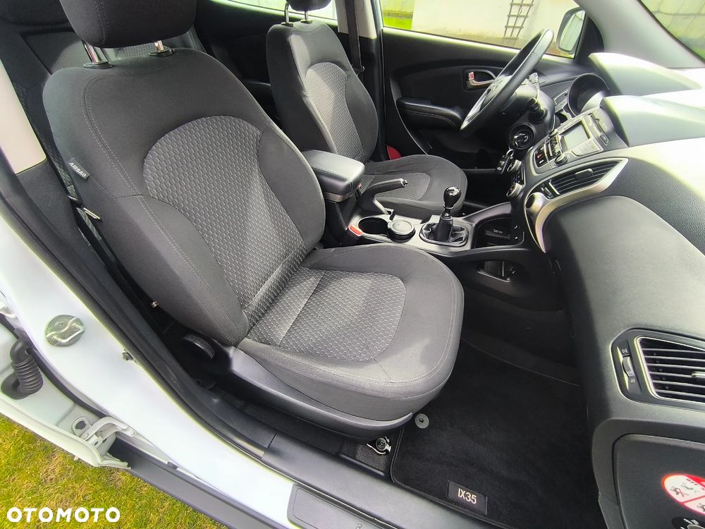 Hyundai ix35 1.6 GDI Premium 2WD - 21