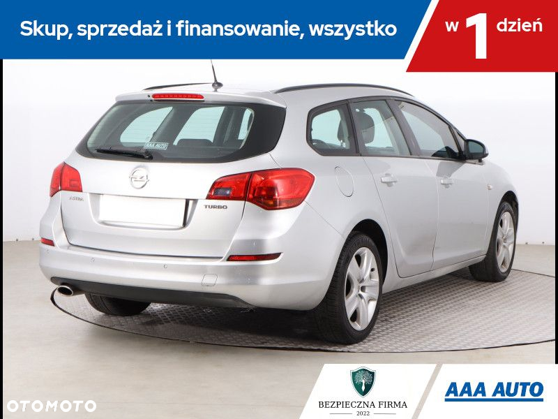 Opel Astra - 6