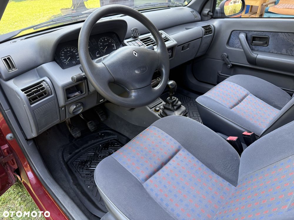Renault Clio - 5