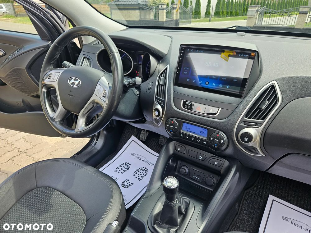 Hyundai ix35 2.0 Premium 2WD - 17