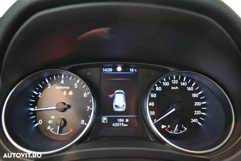 Nissan Qashqai - 11