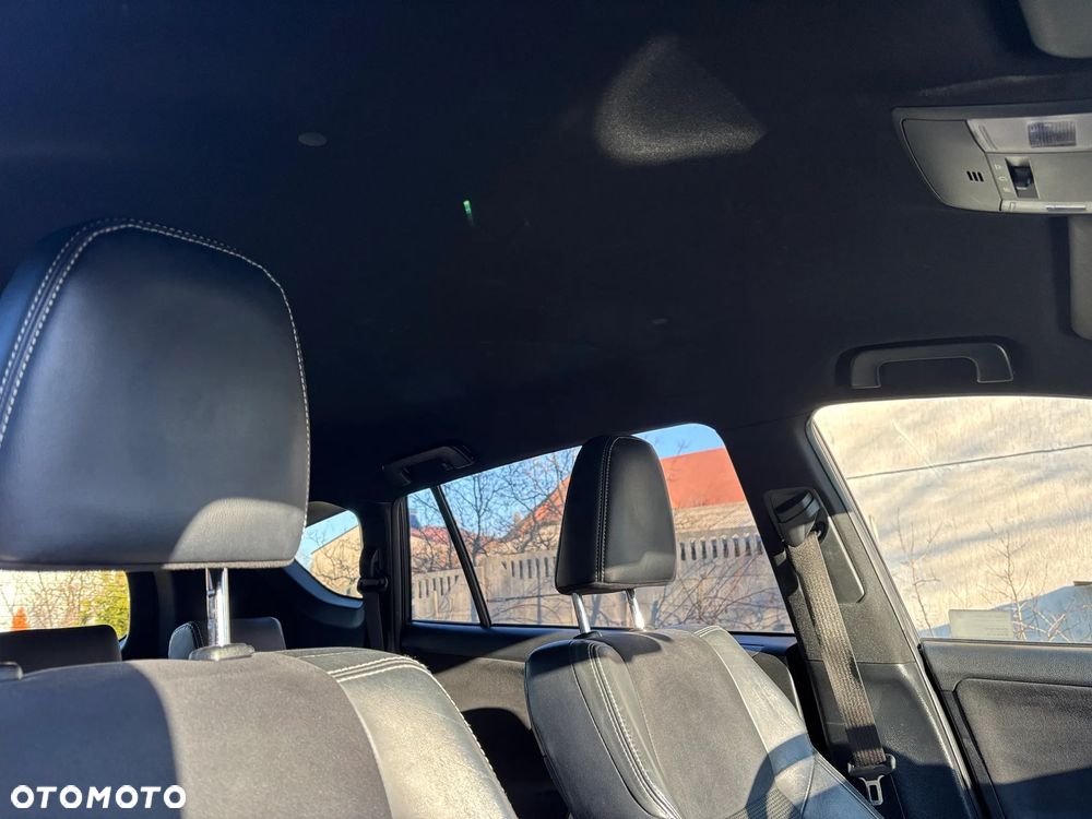 Toyota RAV4 2.0 D-4D Premium 4x2 - 14