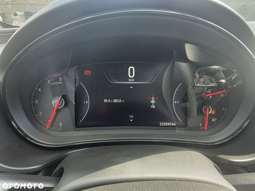 Opel Insignia - 26