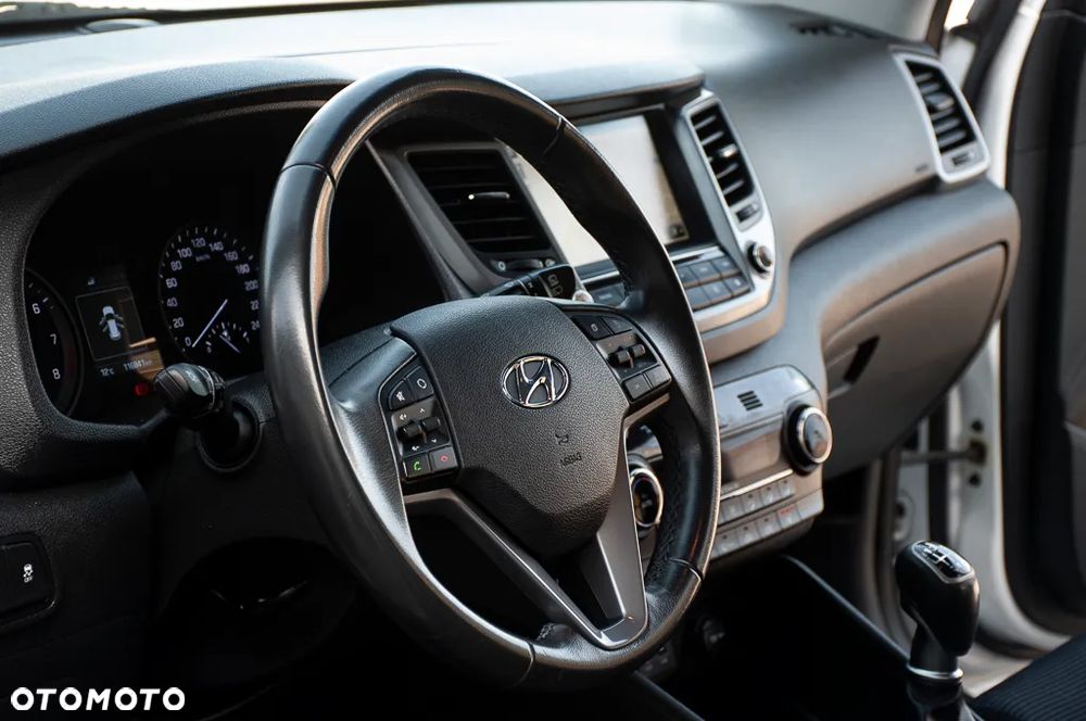 Hyundai Tucson blue 1.6 GDi 2WD Intro Edition - 29