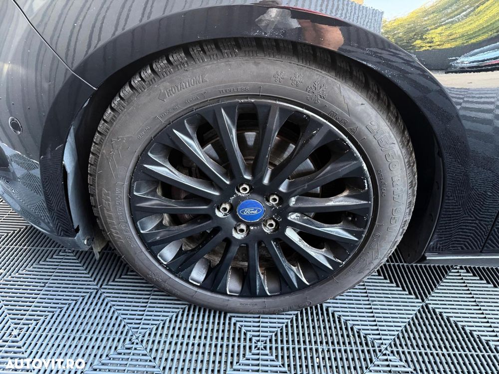 Ford Focus - 14