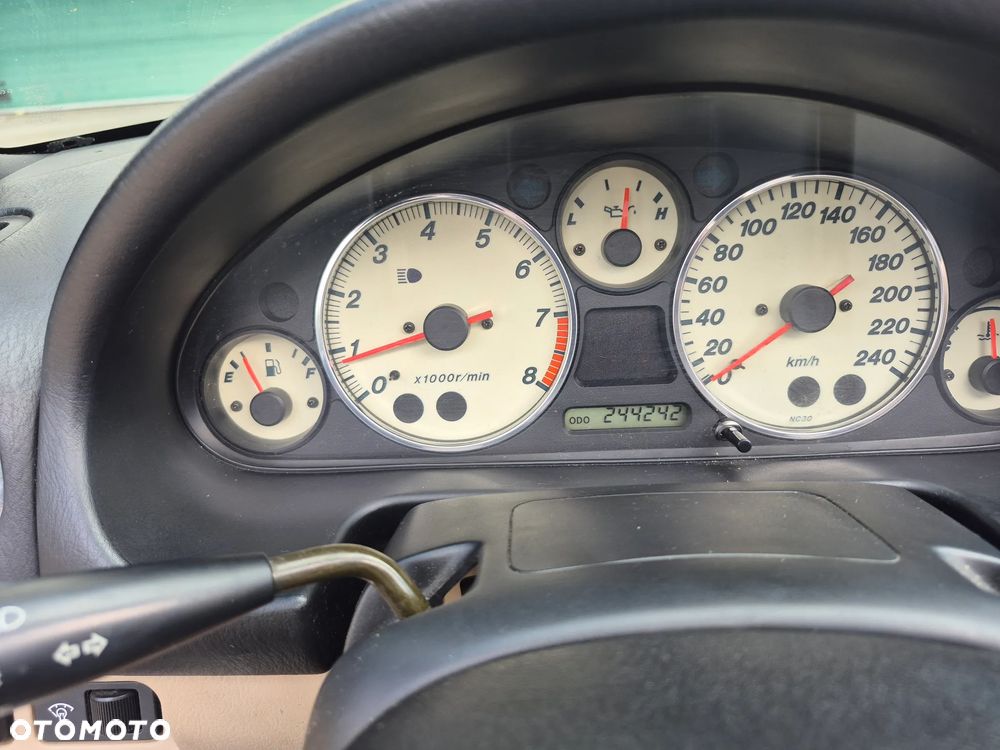 Mazda MX-5 1.6 16V - 8