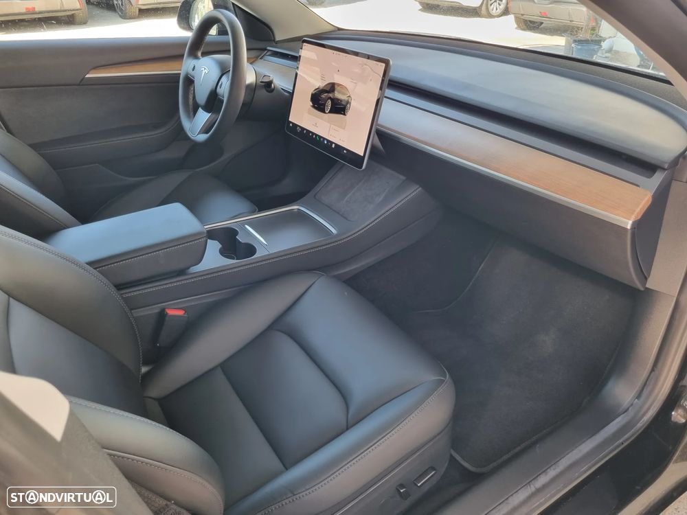 Tesla Model 3 Standard Range Plus RWD - 11