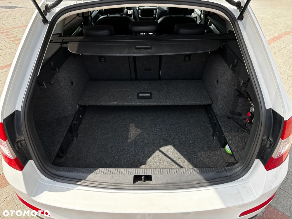 Skoda Octavia 1.8 TSI 4x4 Elegance DSG - 24