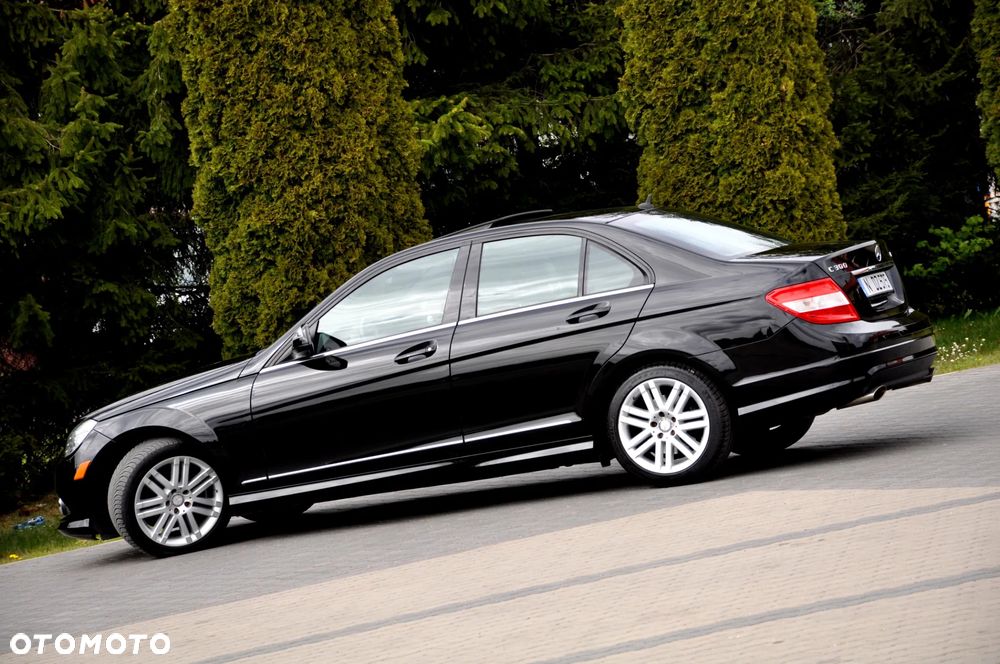 Mercedes-Benz Klasa C 300 7G-TRONIC SPORT EDITION - 20
